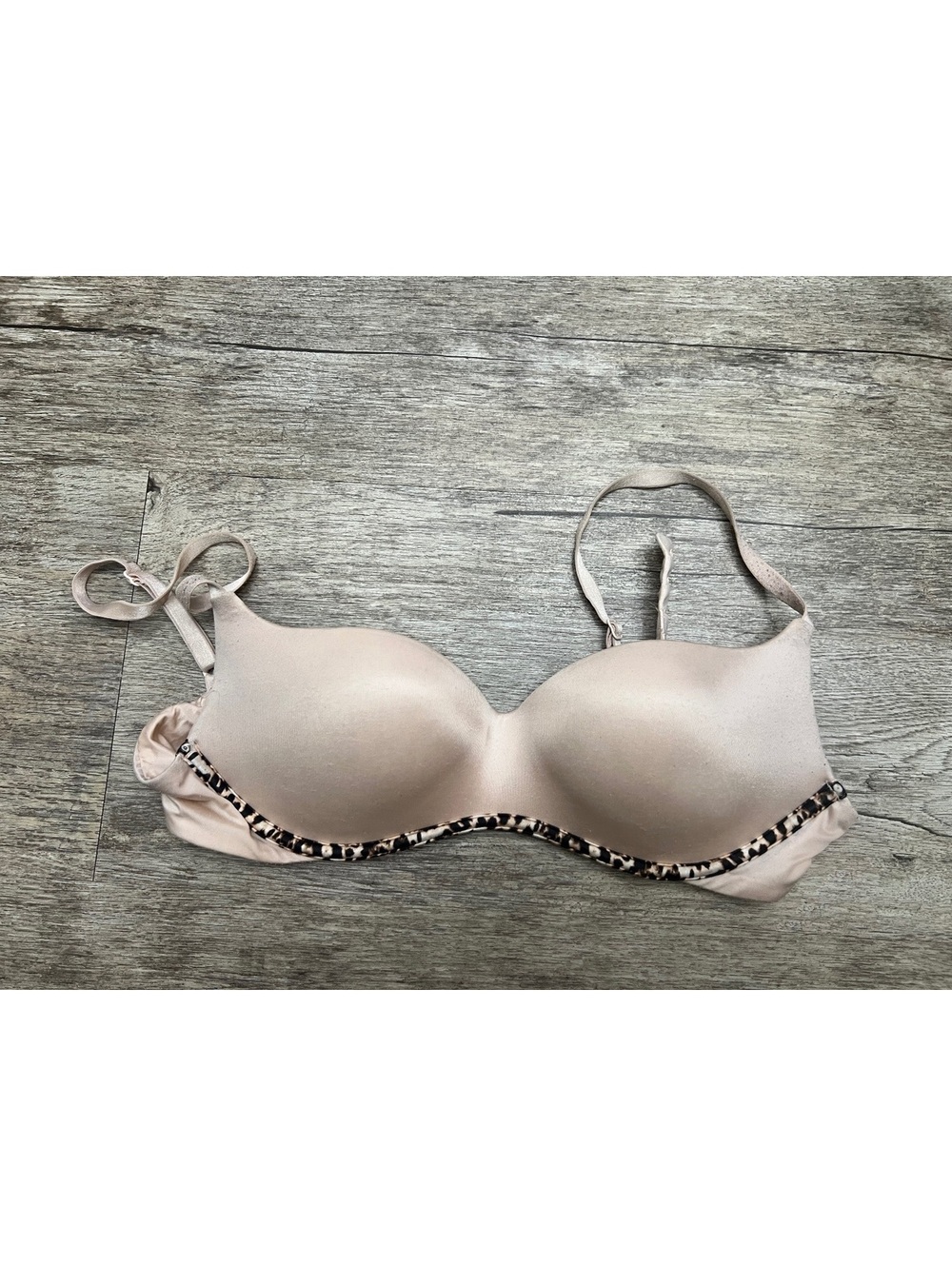 32c Victoria's Secret Light Pink Strapless balconette  Bra
